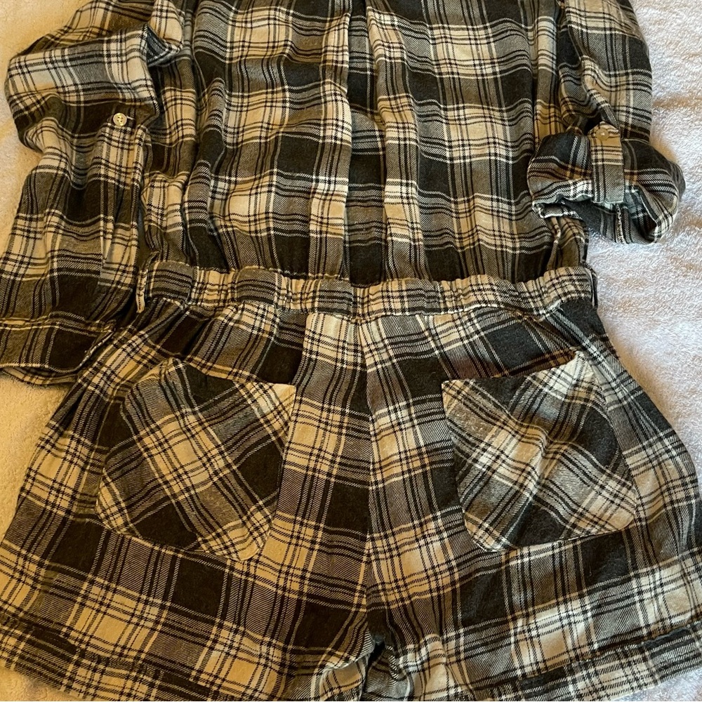 Cloth & Stone Black and Cream Plaid Shirt